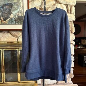 Moosejaw women’s pullover sweatshirt